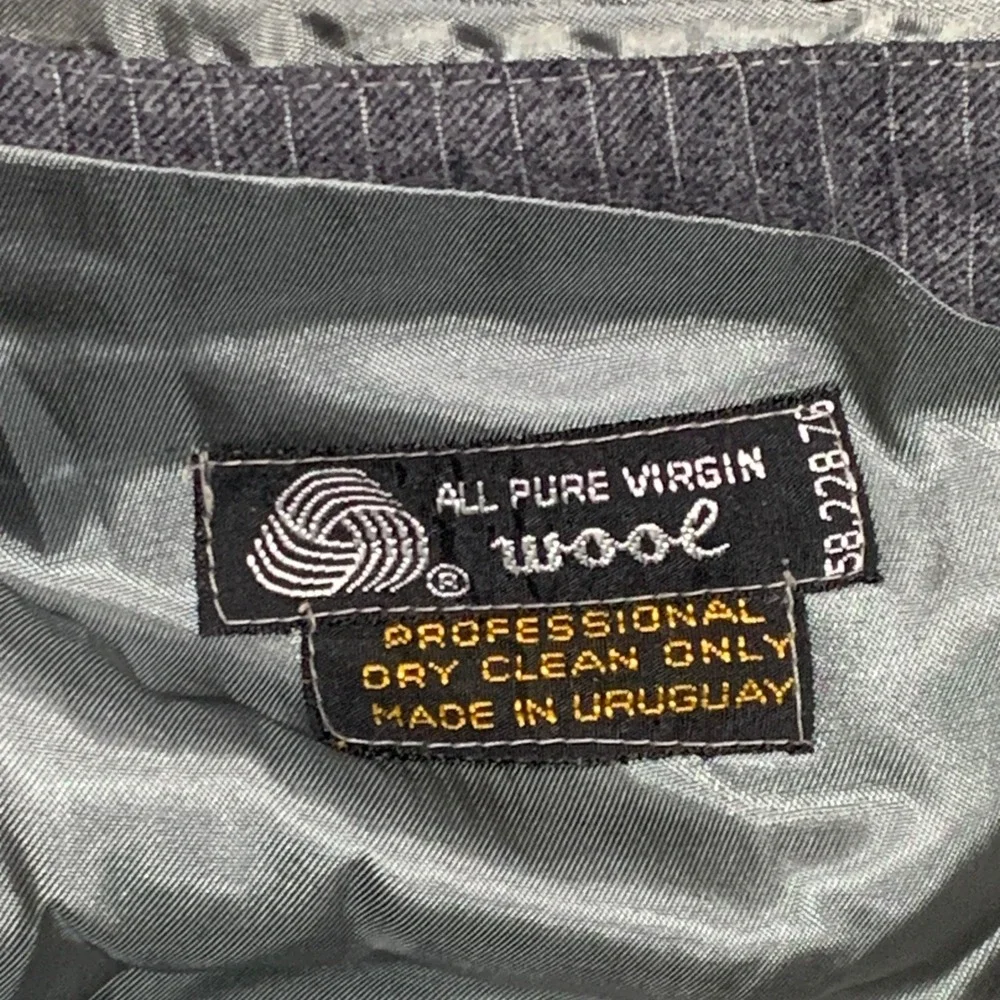 VTG Famous Barr Men's 42R Gray Pinstripe Virgin Wool Blazer Business Suit Jacket